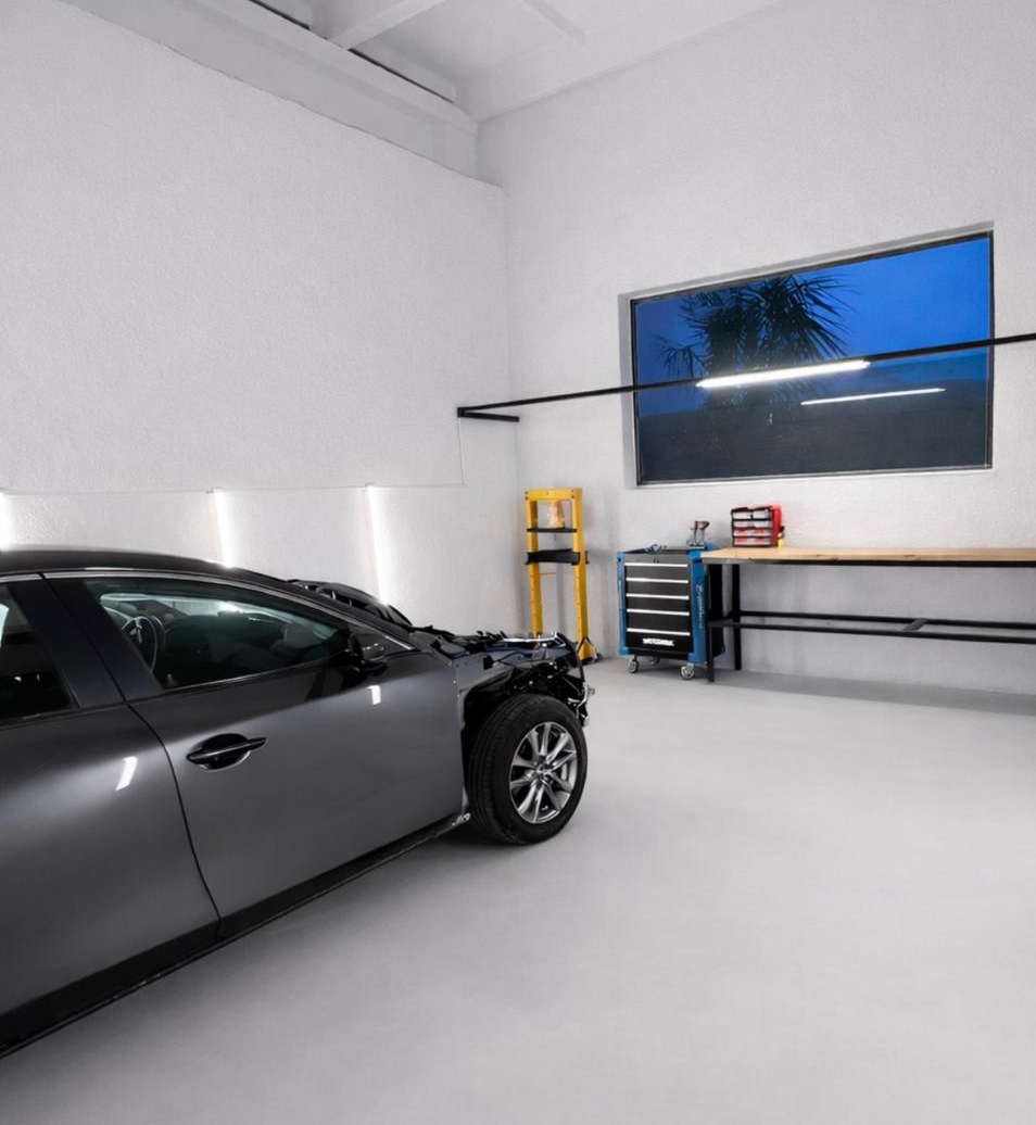 Автомобиль в сервисе